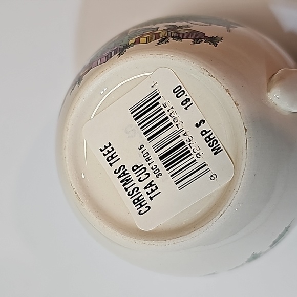 Spode Christmas Tree Teacup with Saucer - Picture 6 of 10